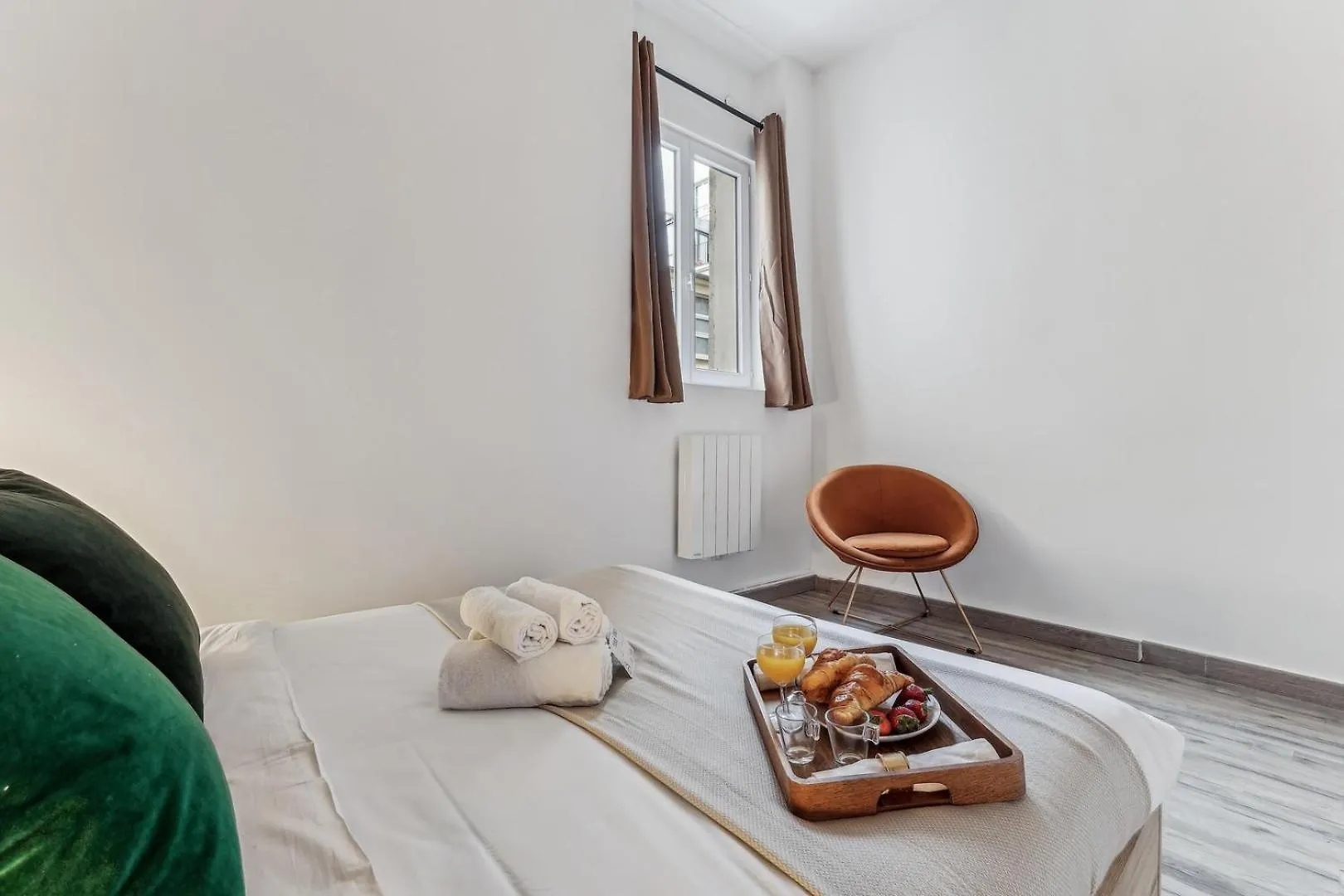 Apartment Bnbnook - Lovely 1Br - Pompidou & Galerie Vivienne Paris France